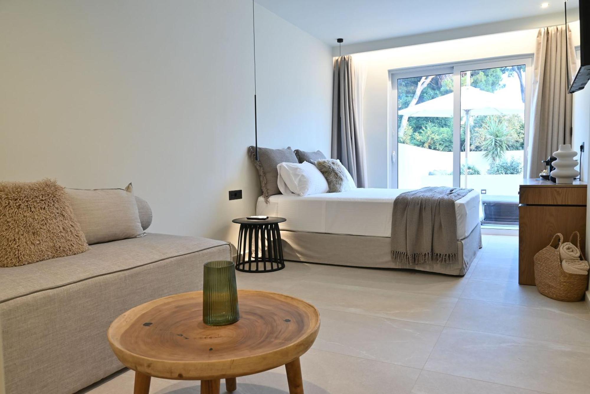 Rhotheon Suites In Lalyssos Eksteriør billede